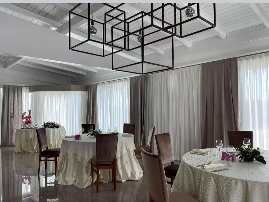 Hotel Posidonia ปอร์โตเชซาเรโอ ภายนอก รูปภาพ