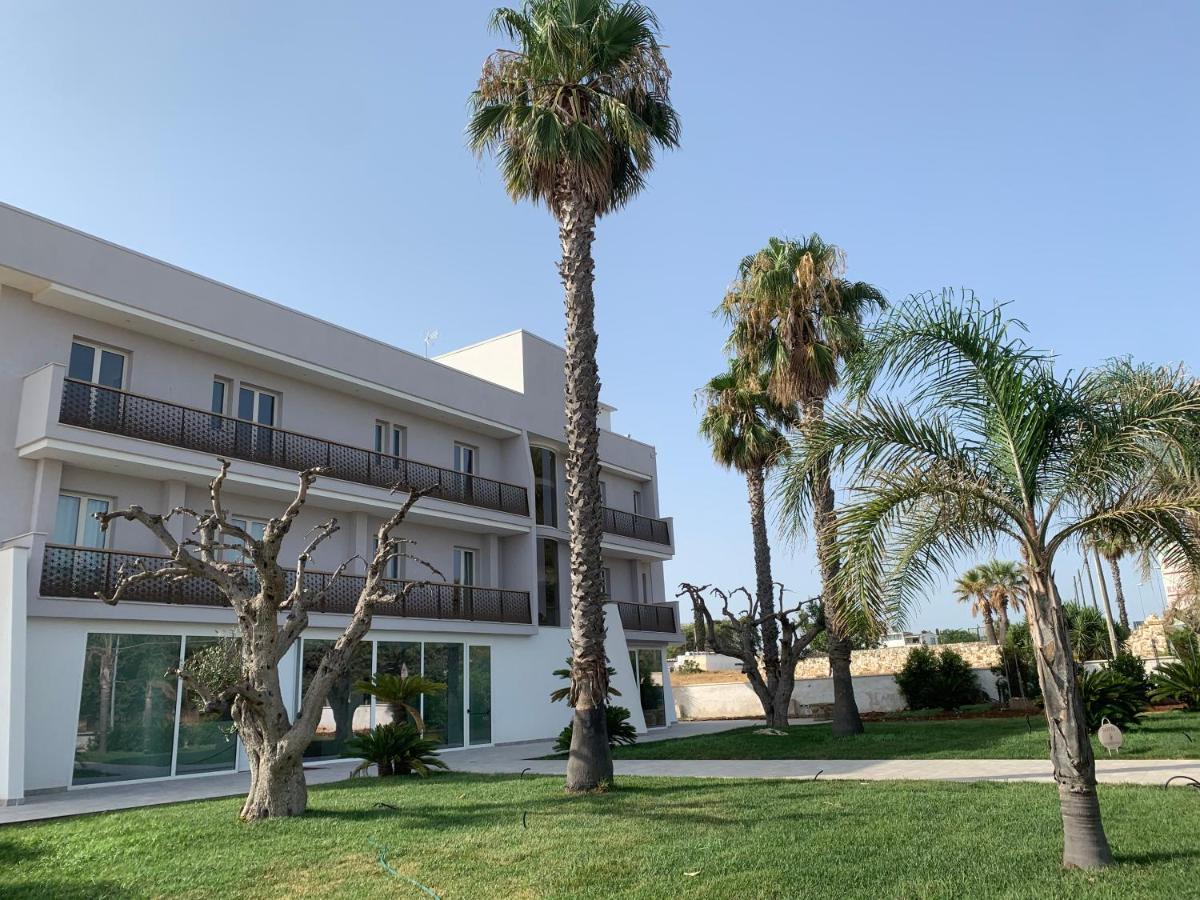 Hotel Posidonia ปอร์โตเชซาเรโอ ภายนอก รูปภาพ