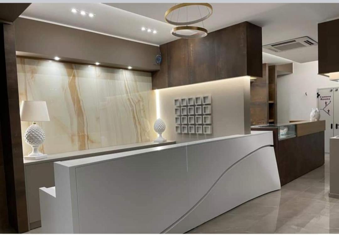 Hotel Posidonia ปอร์โตเชซาเรโอ ภายนอก รูปภาพ